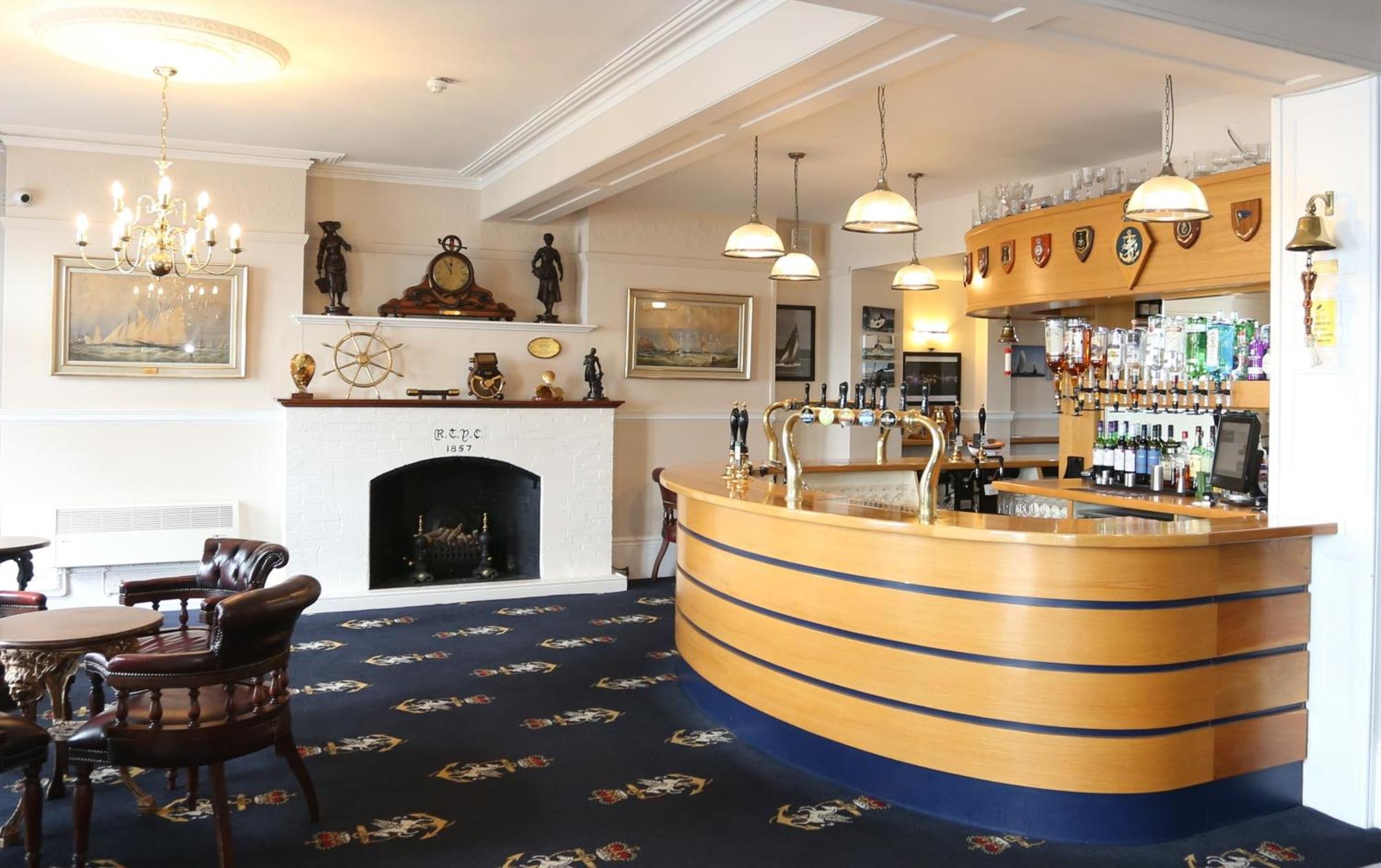 Royal Temple Yacht Club 호텔 램즈게이트 외부 사진