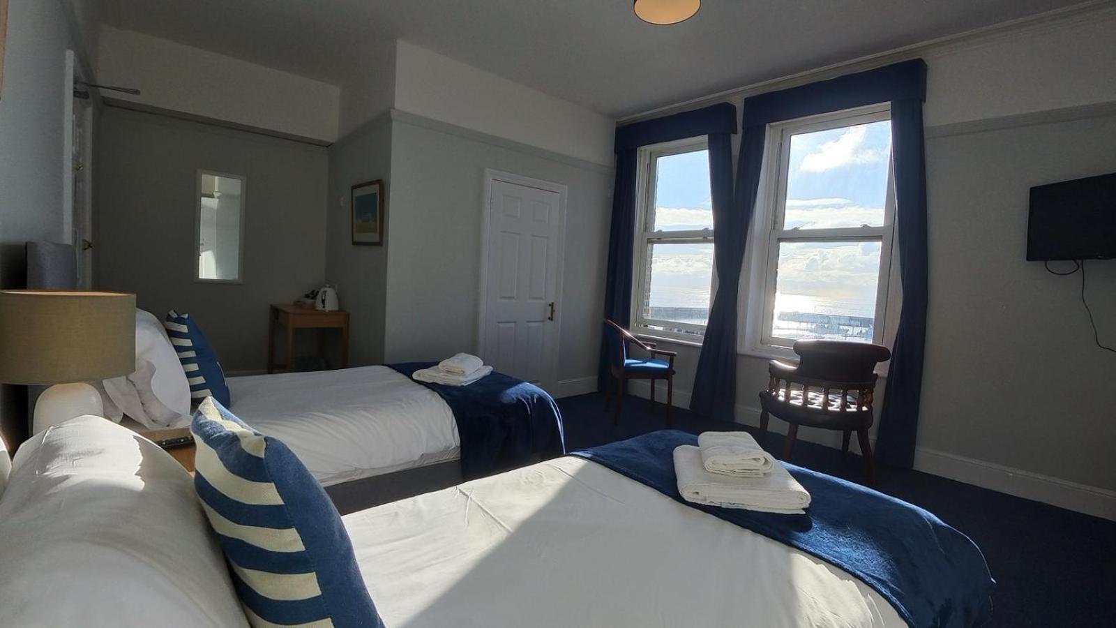 Royal Temple Yacht Club 호텔 램즈게이트 외부 사진