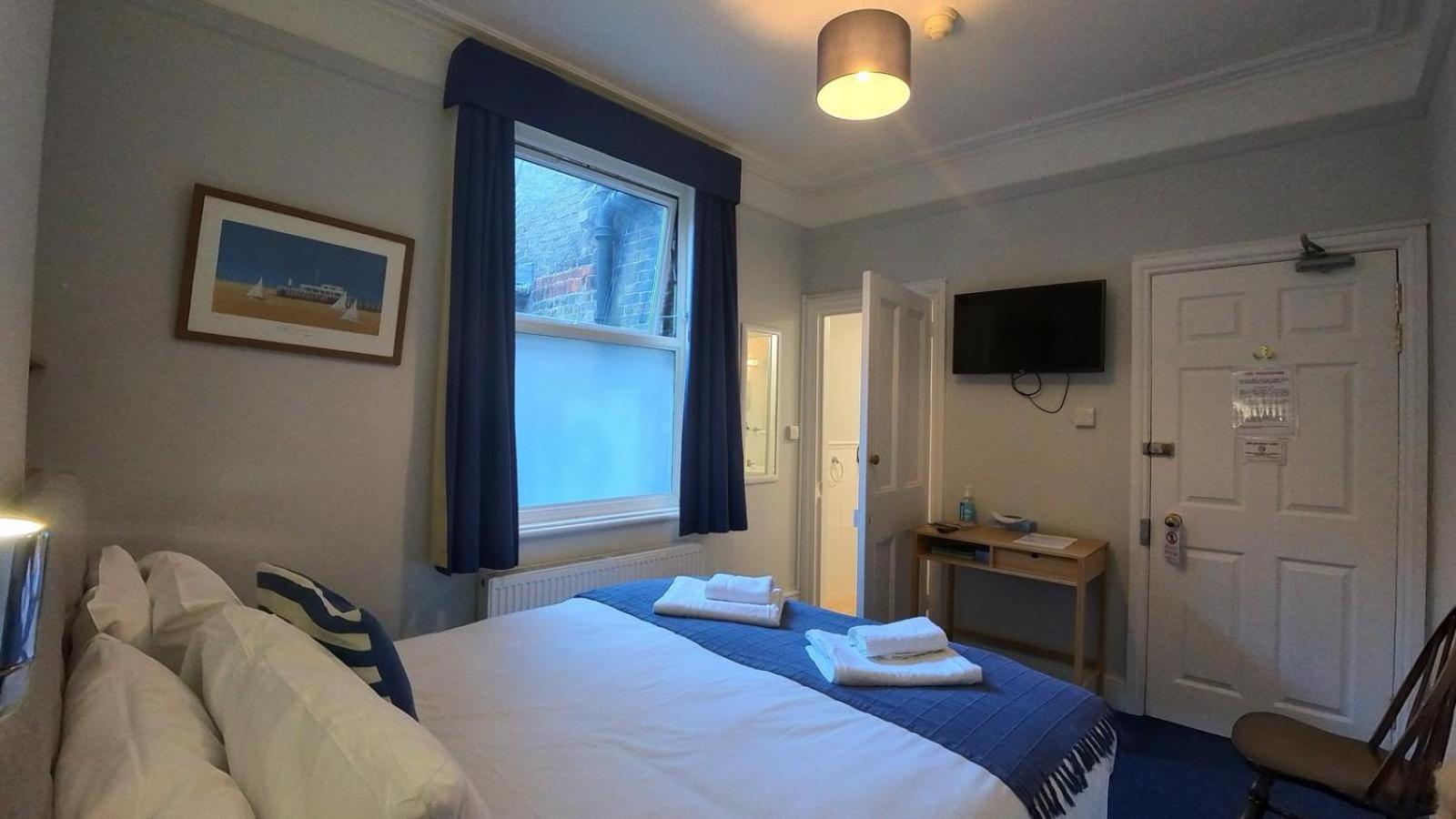 Royal Temple Yacht Club 호텔 램즈게이트 외부 사진